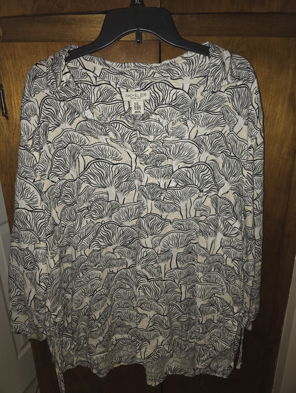 100% Linen Rachel Zoe Cream and Black Botanical-Print Button Front Tunic